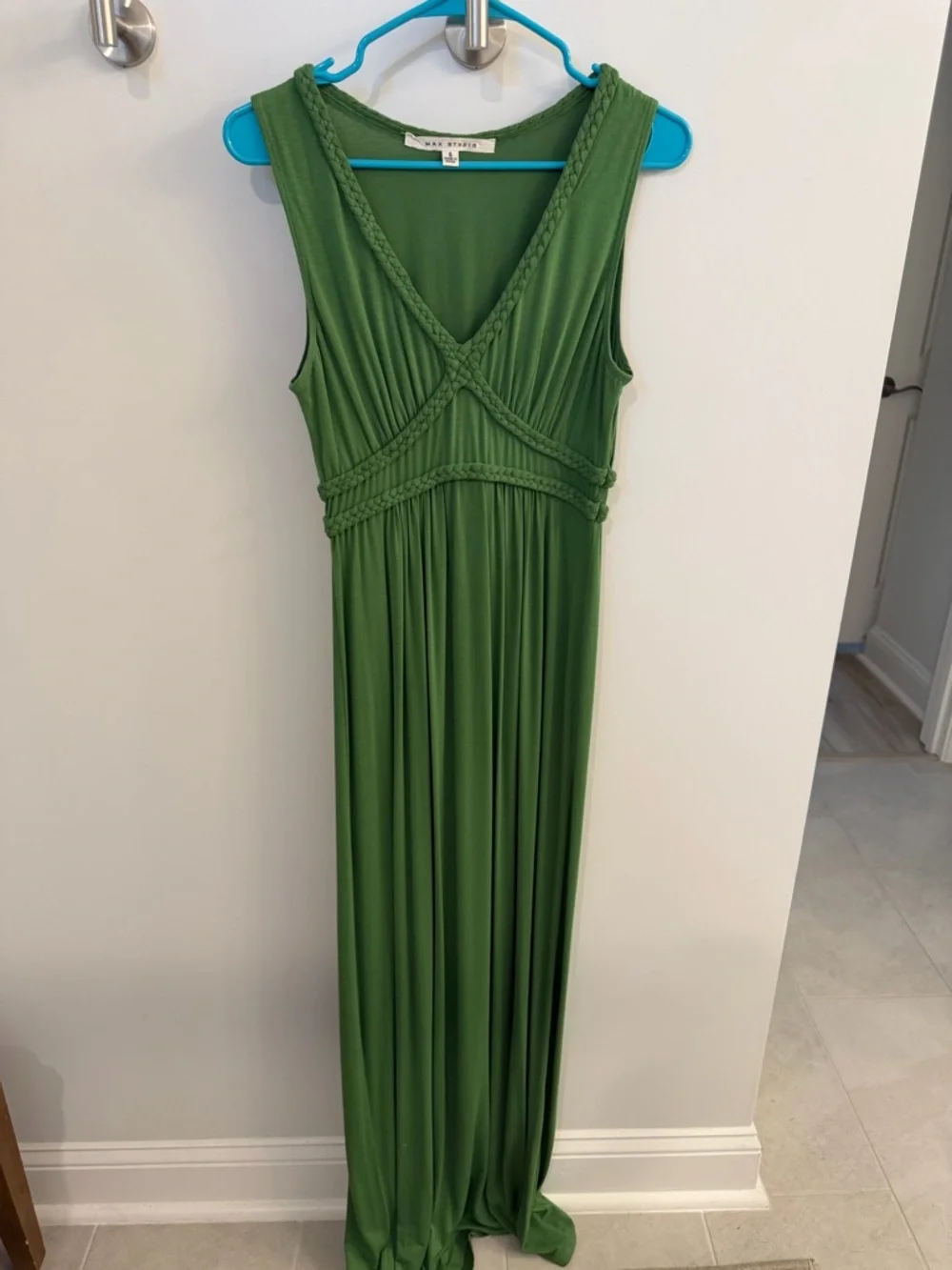 Max Studio Maxi dress. Size S. Green color. - Picture 1 of 4